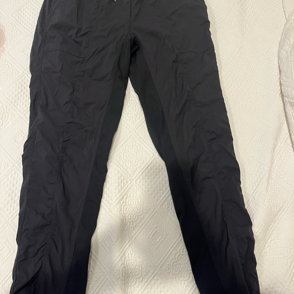 Women’s Lululemon Black Golf Pants